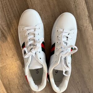 Gucci White sneakers